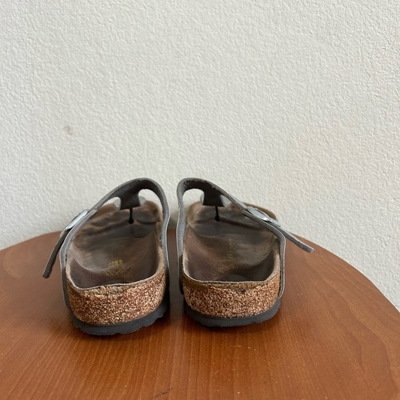 Birkenstock Gizeh Women’s Size 9 40 Metallic Slip On Birko-Flor Silver Sandal - Picture 6 of 11